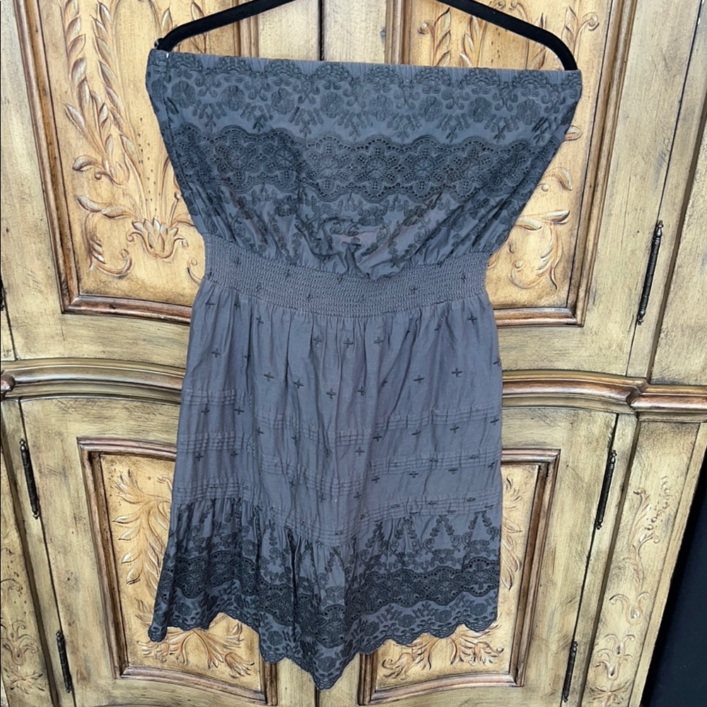 GAP Embroidered Strapless Mini Dress
